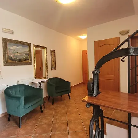 Kříž 3*