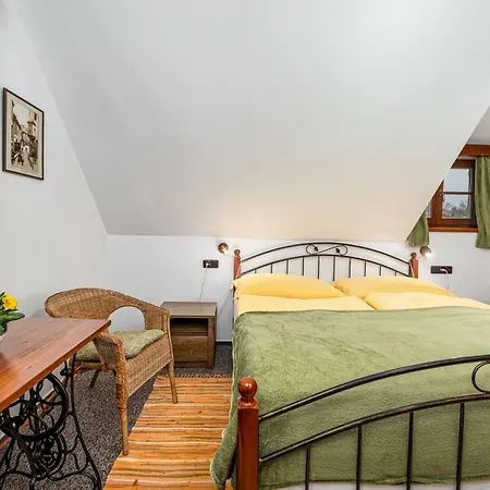 Kriz Guest house