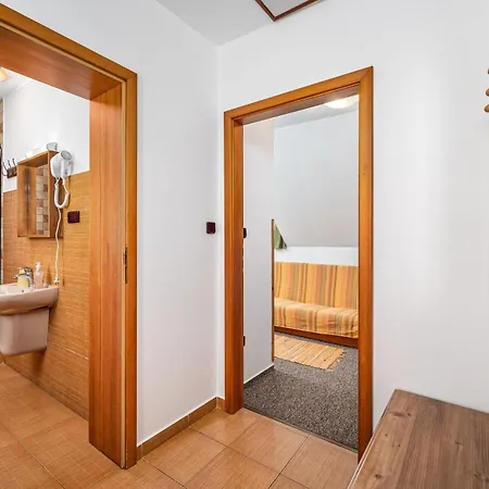 Kriz Guest house 3*