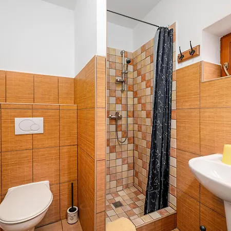 Kriz Guest house 3*